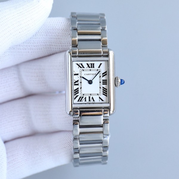 까르띠에 탱크 쿼츠