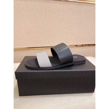 프라다 남자 슬리퍼