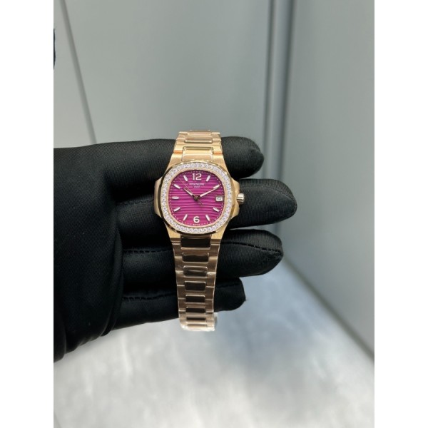 파텍필립 노틸러스 7010/1R 32mm