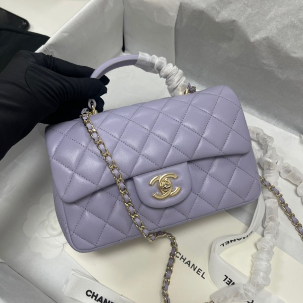 샤넬 뉴미니 탑핸들백