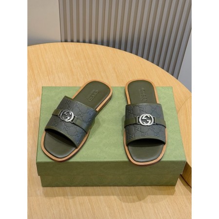 구찌 GG 로고 슬라이드 남성 샌들