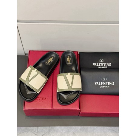 발렌티노 V 로고 슬라이드 뮬 슬리퍼