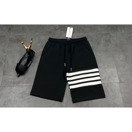 톰브라운 4바 반바지