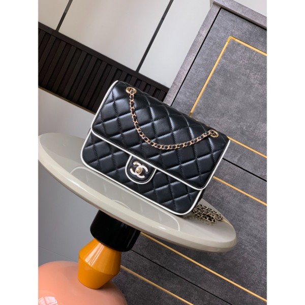 샤넬 미니 플랩백