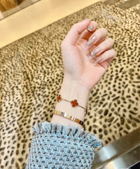 까르띠에 러브 팔찌