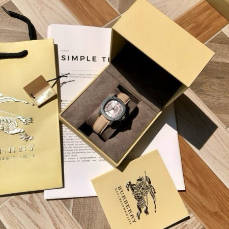 버버리 더 브리튼 34mm