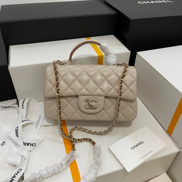 샤넬 탑핸들 플랩백