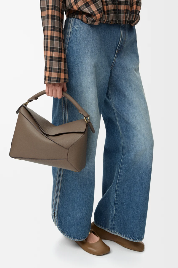 로에베 퍼즐 백 미디엄