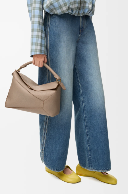 로에베 퍼즐 백 미디엄