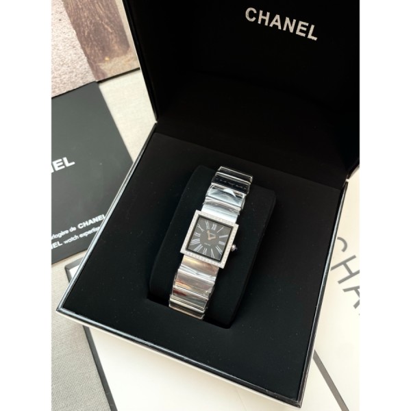 샤넬 엑시어 스퀘어 시계 23*23mm