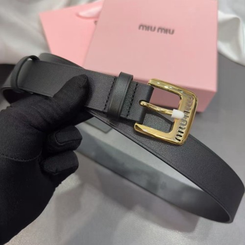 미우미우 나파 가죽 벨트 3cm