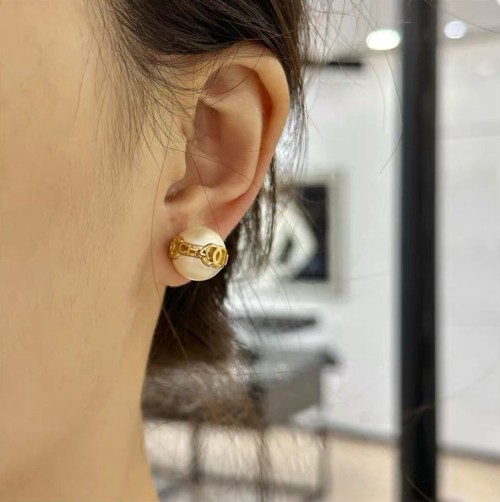 샤넬 진주 귀걸이