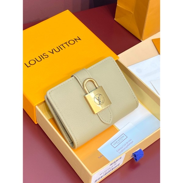 루이비통 로우 키 컴팩트 월릿