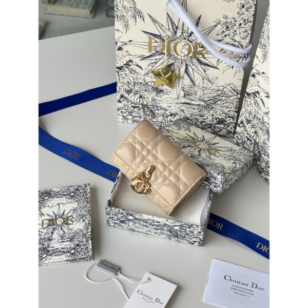 디올 마이 디올 트라이폴드 지갑