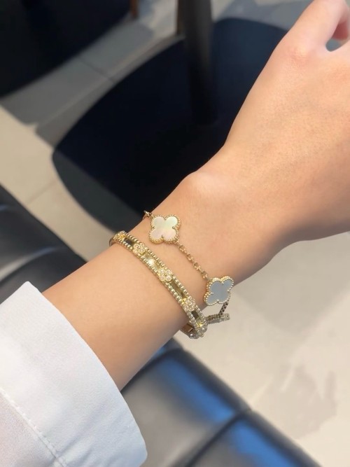 반클리프 아펠 알함브라 빈티지 팔찌