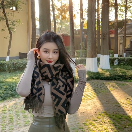 펜디 캐시미어 F 로고 스카프