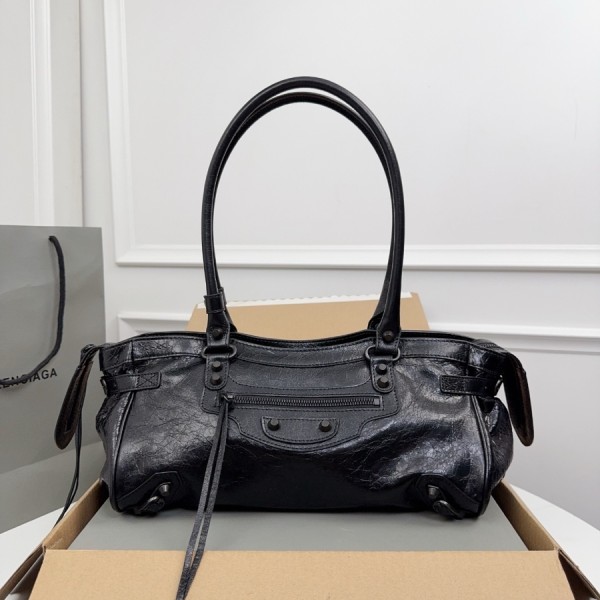 발렌시아가 르시티 이스트 웨스백