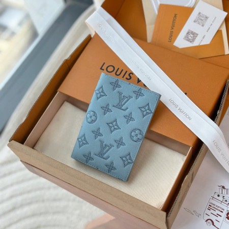 루이비통 여권 지갑