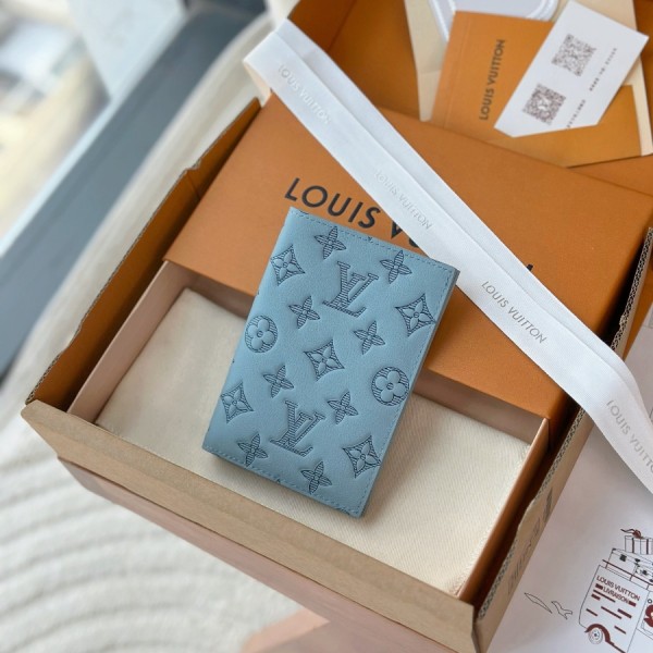 루이비통 여권 지갑