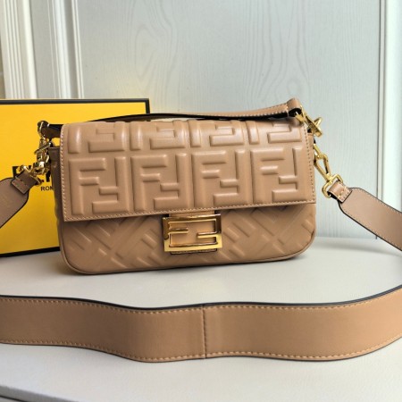 펜디 바게트 백 미디엄