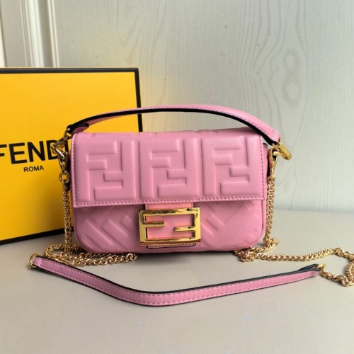 펜디 바게트 체인 백 미니