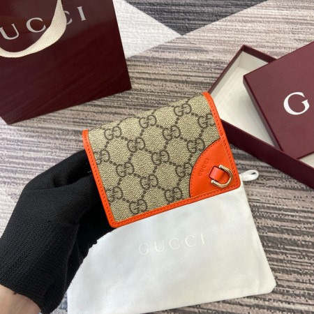 구찌 GG 엠블럼 지갑