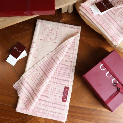 구찌 울 스카프